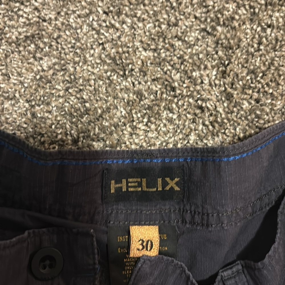 Helix shorts - Picture 2 of 3
